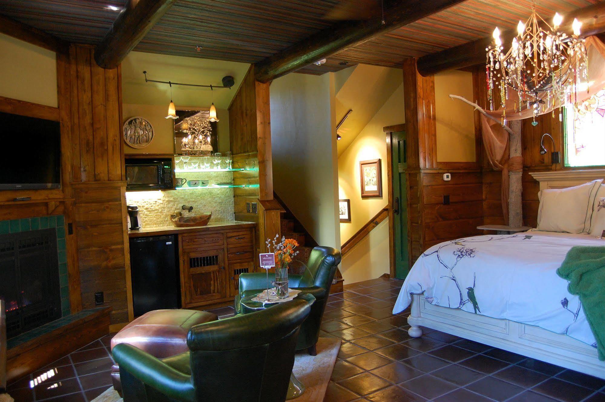 Highland Haven Creekside Inn Evergreen Eksteriør bilde