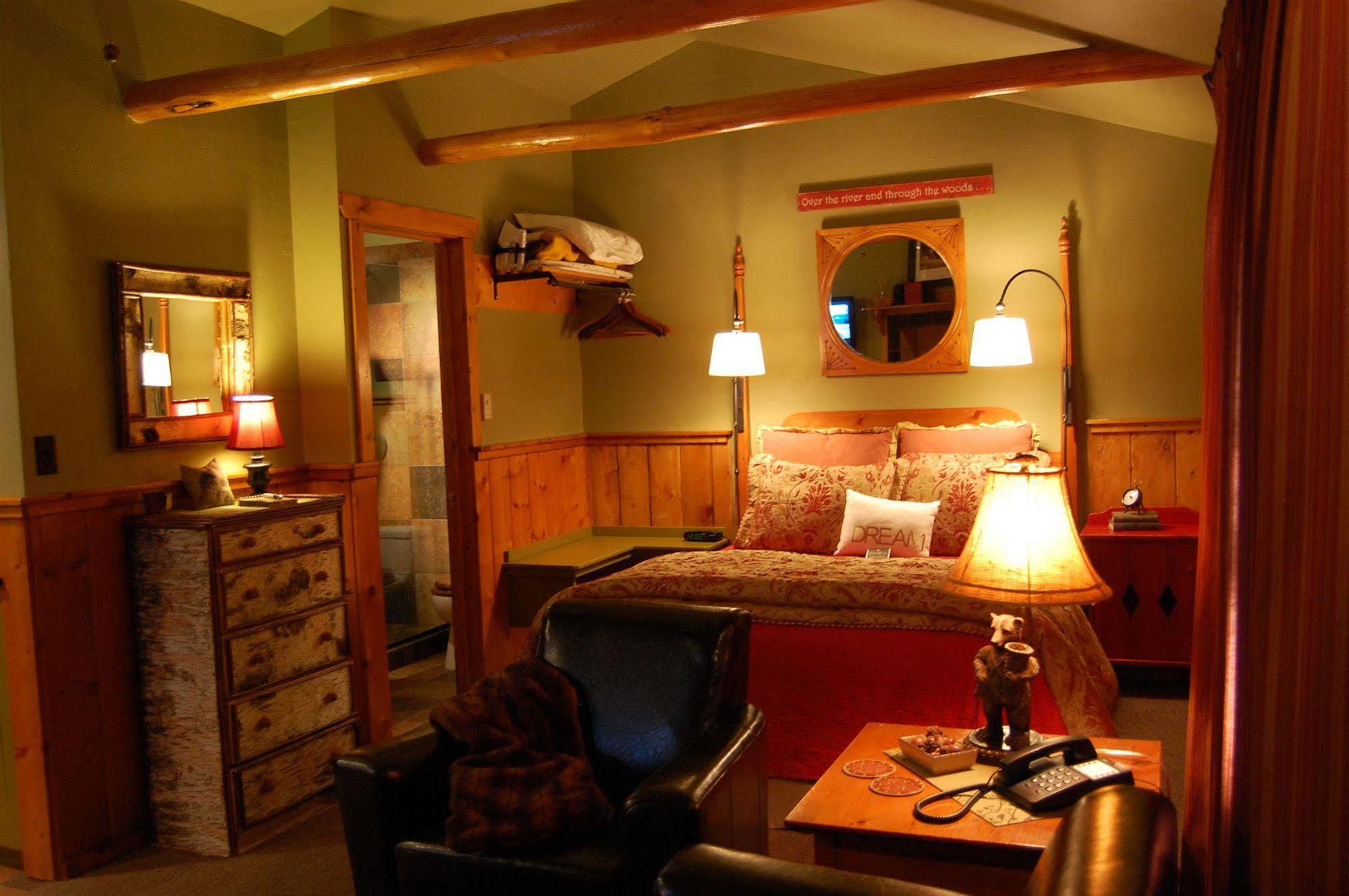 Highland Haven Creekside Inn Evergreen Eksteriør bilde