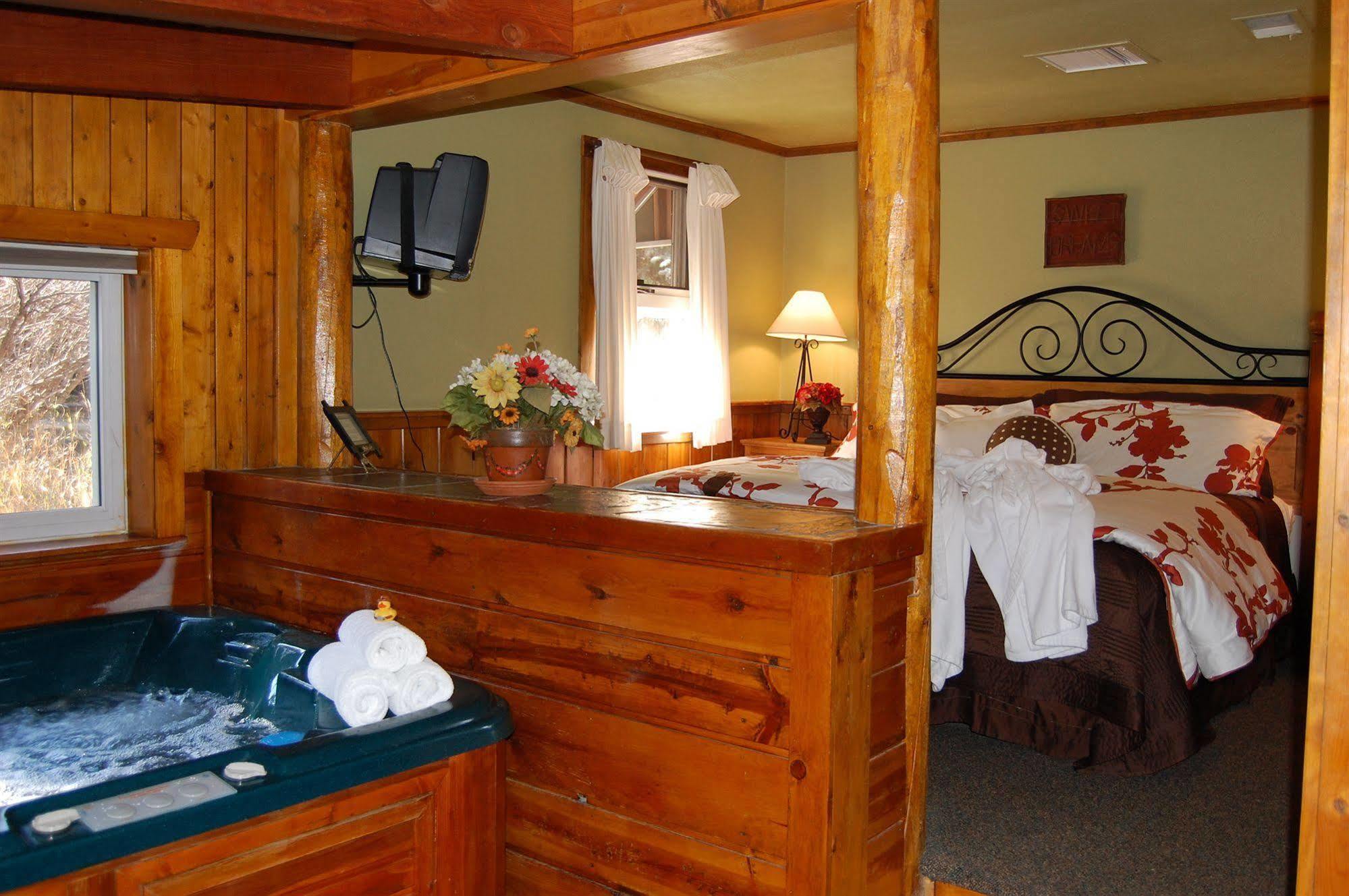 Highland Haven Creekside Inn Evergreen Eksteriør bilde